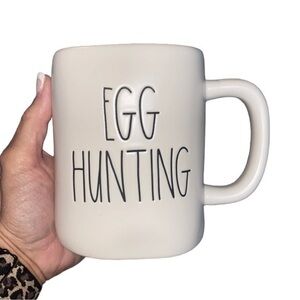 Rae dunn EGG HUNTING white mug with blue inside